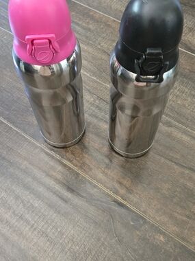 Planetbox Stainless Water Bottles with Pink and Black Caps